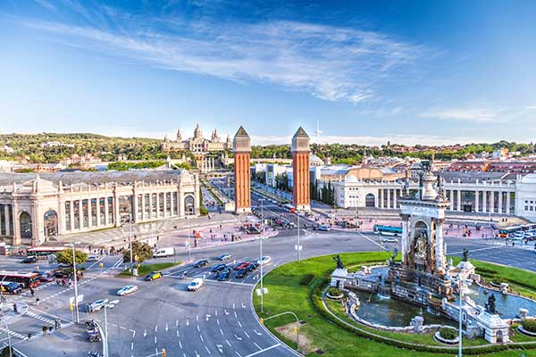 Quoi mettre dans sa valise pour un séjour à Barcelone Image