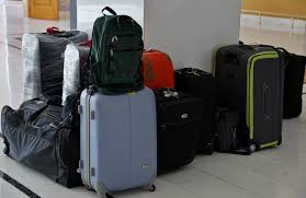 Comment puis-je connaître le poids de ma valise sans balance Image