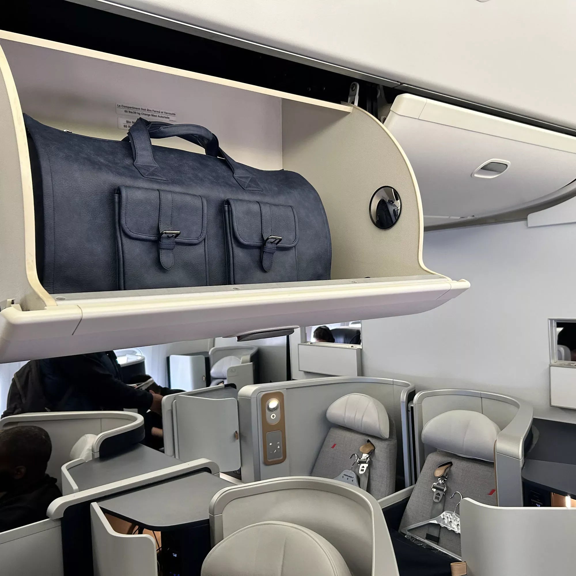 Un sac à dos de 70 litres est-il considéré comme un bagage à main  Image